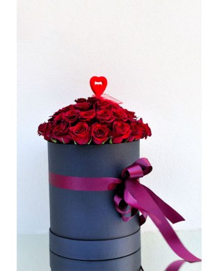 Black box with red roses
