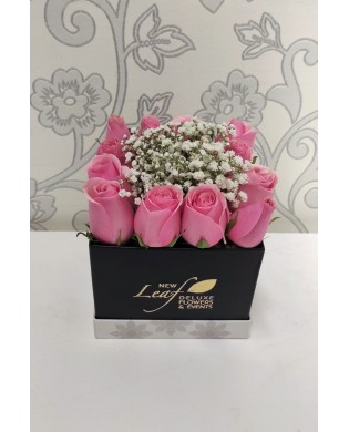 Κουτί με Ροζ Τριαντάφυλλα